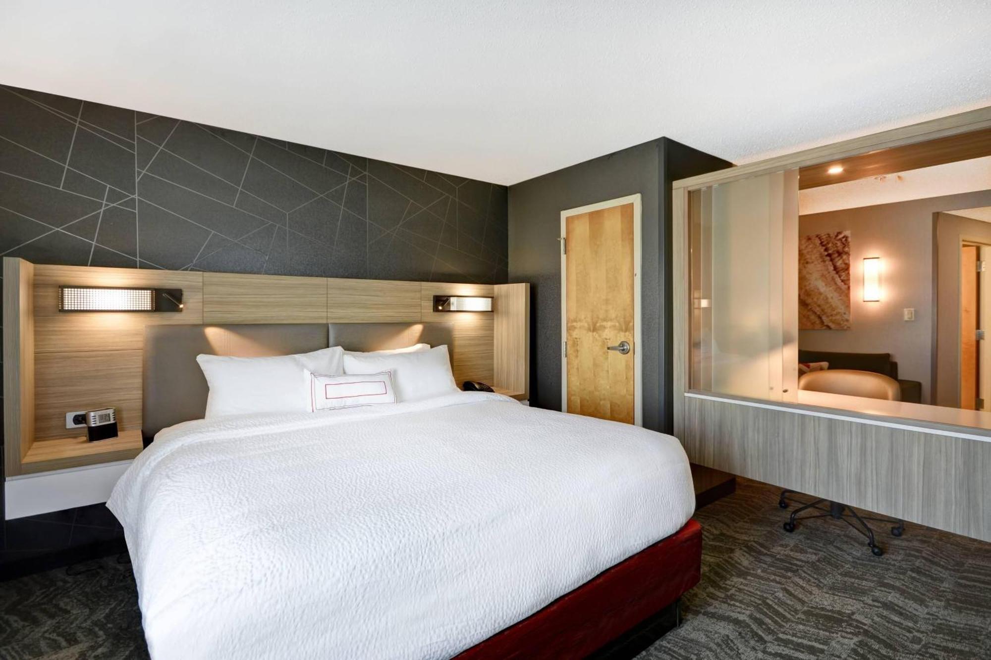 Springhill Suites By Marriott Indianapolis Airport/Plainfield Exterior photo